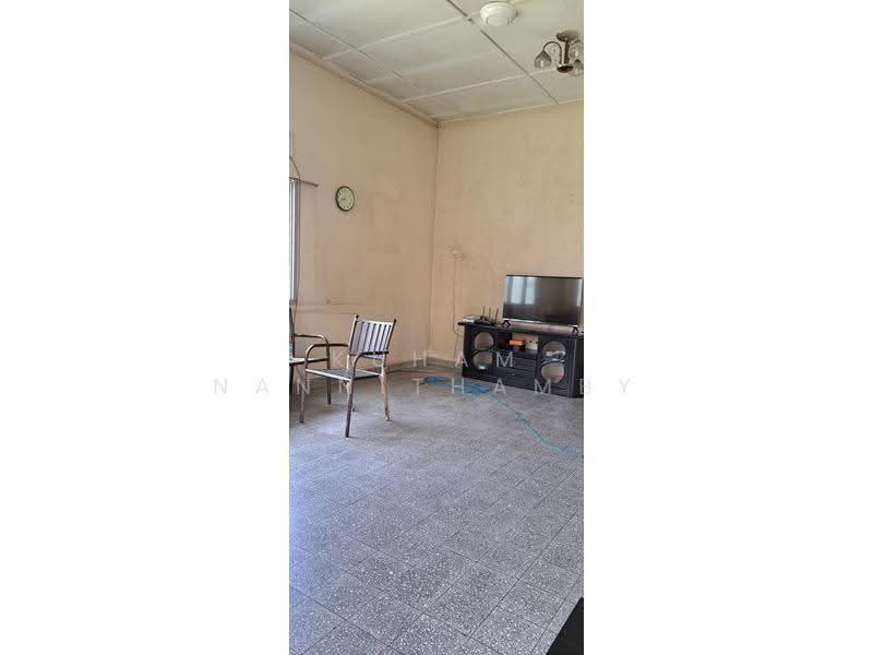 Bungalow House for Sale in Kajang (Selangor) - Kuham Nannithamby - Living Room - PropertyGuru.com.my