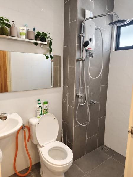 Rumah Bandar untuk Dijual di Seberang Perai (Penang) - Ooi Chee Khoon - Bathroom 1 - PropertyGuru.com.my
