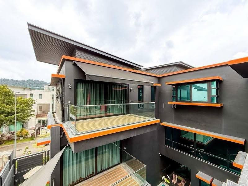 Bungalow House for Sale in Sering Ukay (Ampang) - calvin Chin - Balcony - PropertyGuru.com.my