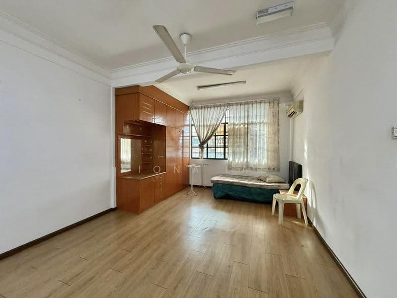 Semi-Detached House for Sale in Taman Lintas (Penampang) - Fiona Lai - Bedroom - PropertyGuru.com.my