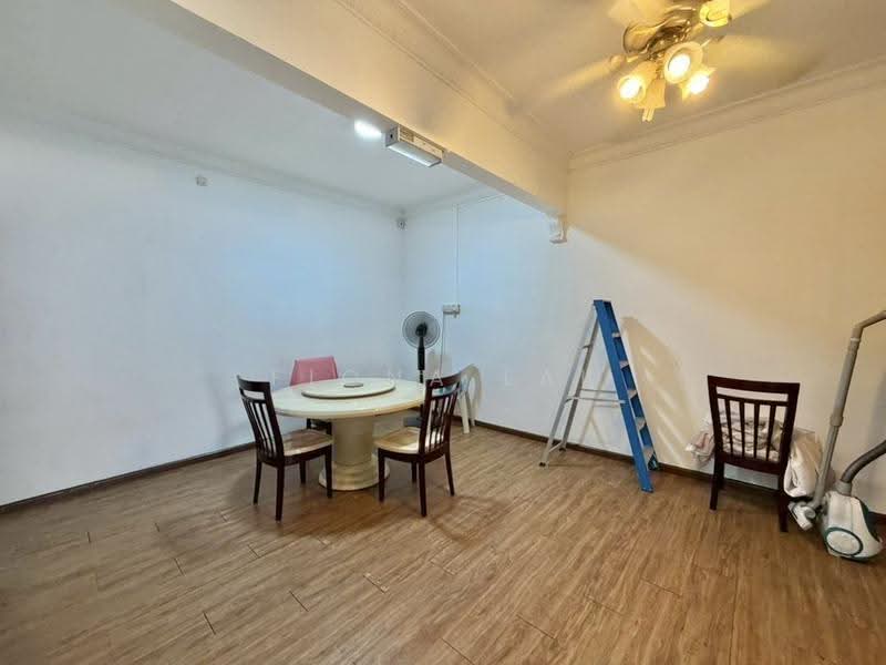 Semi-Detached House for Sale in Taman Lintas (Penampang) - Fiona Lai - Dining Room - PropertyGuru.com.my