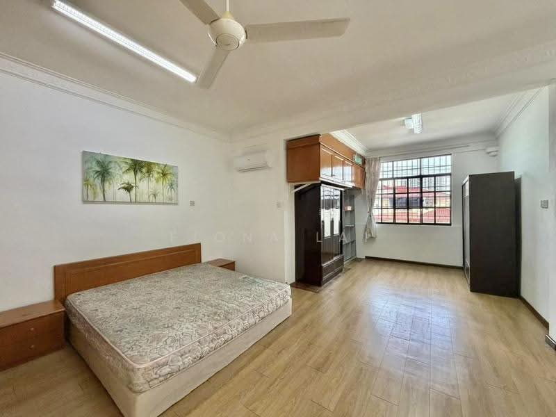 Semi-Detached House for Sale in Taman Lintas (Penampang) - Fiona Lai - Bedroom - PropertyGuru.com.my
