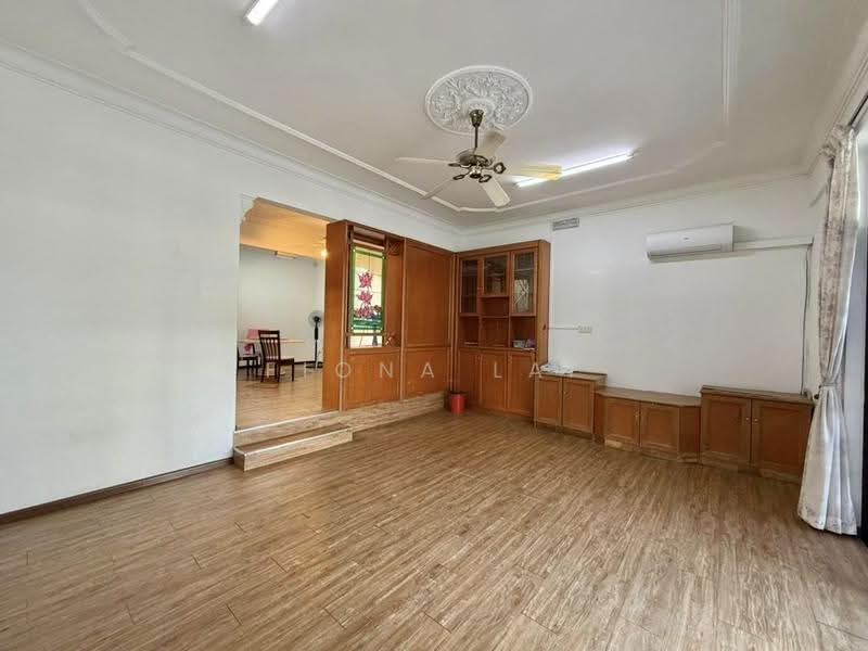 Semi-Detached House for Sale in Taman Lintas (Penampang) - Fiona Lai - Living Room - PropertyGuru.com.my