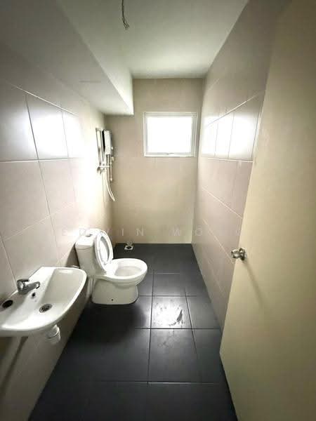 Flat for Rent at PANGSAPURI AMANSIARA - Edwin Wong - Bathroom - PropertyGuru.com.my