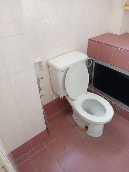 Condominium for Sale at Tiara Kelana - Melvyn Pinto - Bathroom - PropertyGuru.com.my