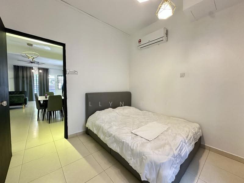 Townhouse for Sale in Taman Bukit Cheng (Cheng) - Kellyn Foo - Bedroom - PropertyGuru.com.my