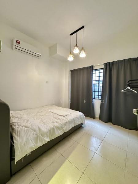 Townhouse for Sale in Taman Bukit Cheng (Cheng) - Kellyn Foo - Bedroom - PropertyGuru.com.my