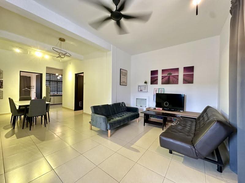 Townhouse for Sale in Taman Bukit Cheng (Cheng) - Kellyn Foo - Living Room - PropertyGuru.com.my