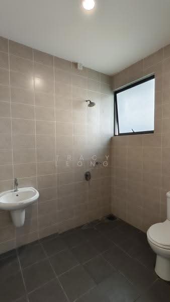 3-storey Terraced House for Sale in Kinrara Residence (Puchong) - Tracy Leong - Bathroom - PropertyGuru.com.my