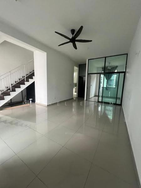 2-storey Terraced House for Sale in Bandar Seri Alam (Masai) - Michelle Lim - Living Room - PropertyGuru.com.my