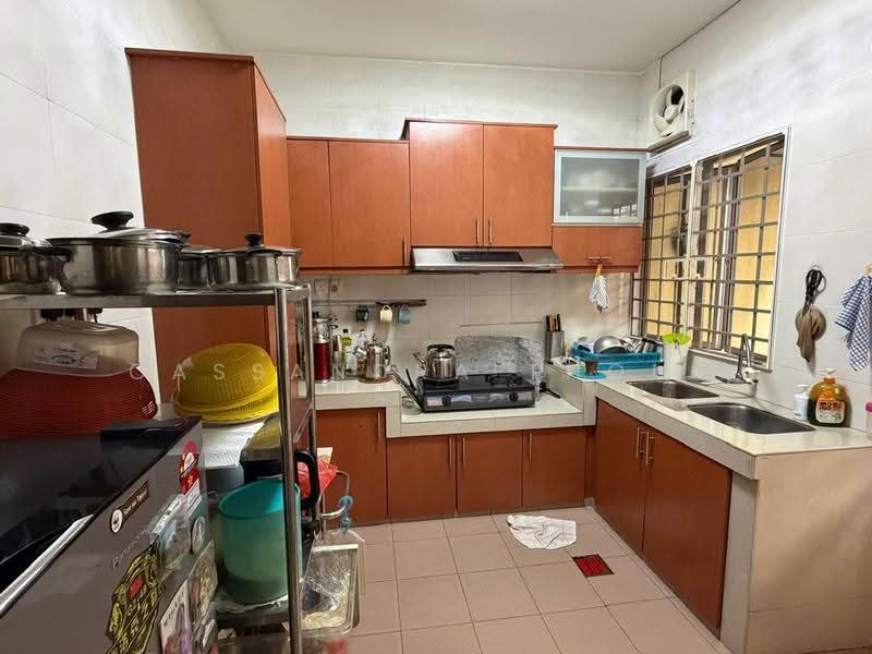 Terraced House for Sale in Taman Kepong Indah (Kepong) - Cassandra Thong - Kitchen - PropertyGuru.com.my