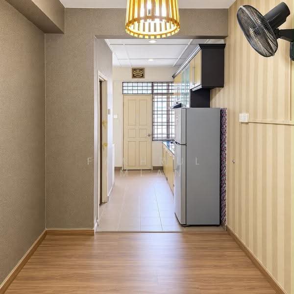 2-storey Terraced House for Sale in Skudai (Johor) - Fakhrul Imlan - Kitchen - PropertyGuru.com.my