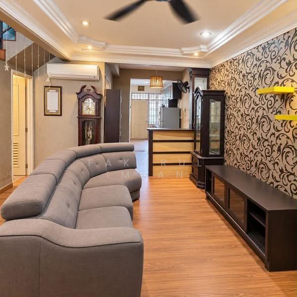 2-storey Terraced House for Sale in Skudai (Johor) - Fakhrul Imlan - Living Room - PropertyGuru.com.my