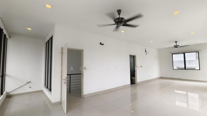 3-storey Terraced House for Sale in Kinrara Residence (Puchong) - Tracy Leong - Living Room - PropertyGuru.com.my