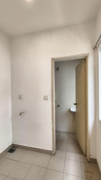 3-storey Terraced House for Sale in Kinrara Residence (Puchong) - Tracy Leong - Bathroom - PropertyGuru.com.my