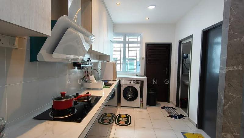 2-storey Terraced House for Rent in Taman Scientex Utama (Senai) - Austing Ng - Kitchen - PropertyGuru.com.my