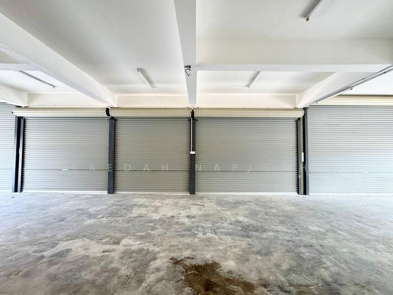 Shop / Office for Rent in Taman Cahaya (Pontian) - Saedah Napisah - Interior - PropertyGuru.com.my