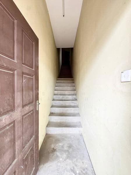 Shop / Office for Rent in Taman Cahaya (Pontian) - Saedah Napisah - Entrance - PropertyGuru.com.my