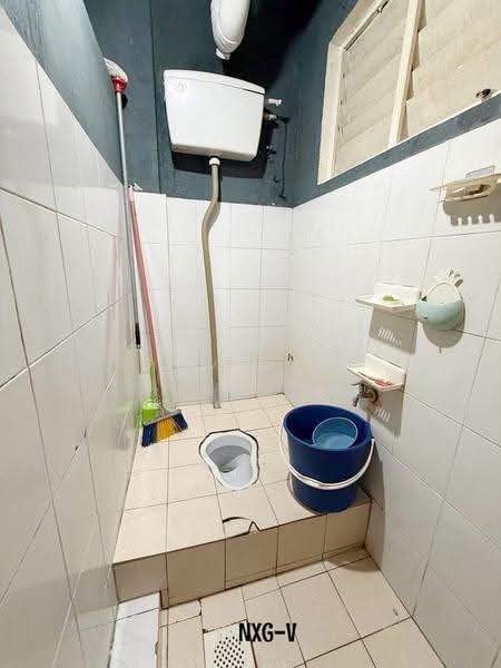 Pangsapuri untuk Dijual di Bandar Bukit Tinggi 1 Apartment - Ivy Por - Bathroom - PropertyGuru.com.my