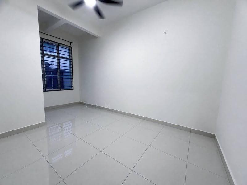 2-storey Terraced House for Sale in Bandar Putra Kulai (Kulai) - Kim Hon - Interior - PropertyGuru.com.my