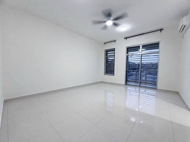 2-storey Terraced House for Sale in Bandar Putra Kulai (Kulai) - Kim Hon - PropertyGuru.com.my