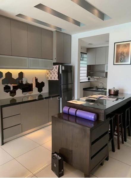 Condominium for Rent at Skyvilla @ D'Island - Felicia Ng - Kitchen - PropertyGuru.com.my