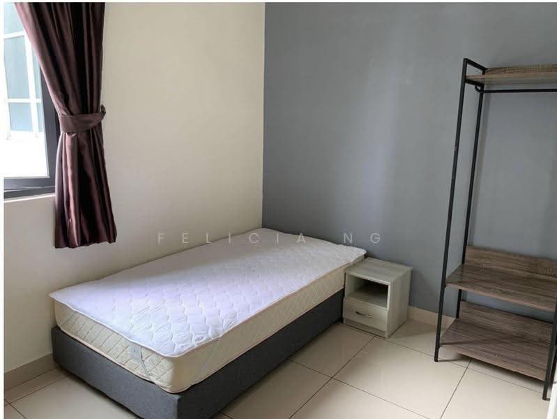 Condominium for Rent at Skyvilla @ D'Island - Felicia Ng - Bedroom - PropertyGuru.com.my