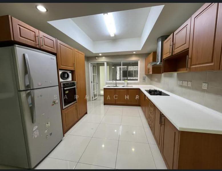 Condominium for Sale at Mont Kiara Meridin - Sarah Chang - Kitchen - PropertyGuru.com.my