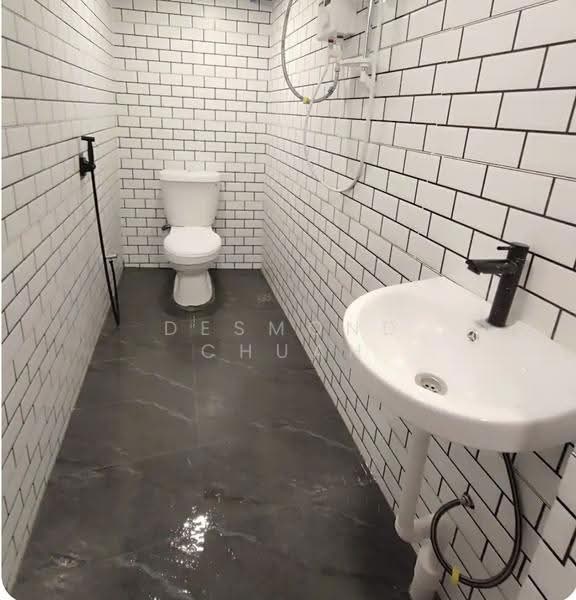 Shop for Sale in George Town (Penang) - Desmond Chuah - Bathroom - PropertyGuru.com.my
