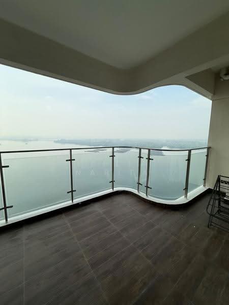 Kondominium untuk Disewa di Kings Bay @ Country Garden Danga Bay - Stella Narita - Balcony - PropertyGuru.com.my