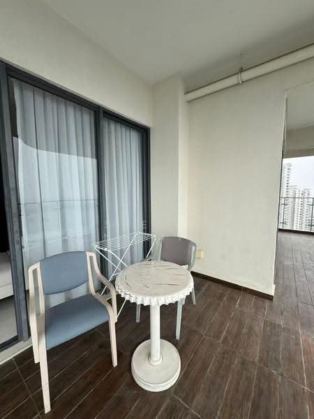 Condominium for Rent at Royal Strand @ Country Garden Danga Bay - Stella Narita - PropertyGuru.com.my
