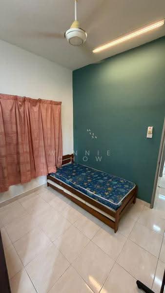 Condominium for Sale at Lagoon Suites - Winnie Chow - Bedroom - PropertyGuru.com.my