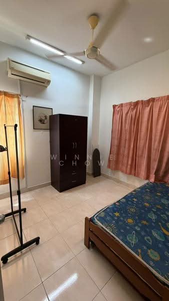 Condominium for Sale at Lagoon Suites - Winnie Chow - Bedroom - PropertyGuru.com.my