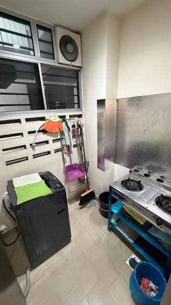 Condominium for Sale at Lagoon Suites - Winnie Chow - PropertyGuru.com.my