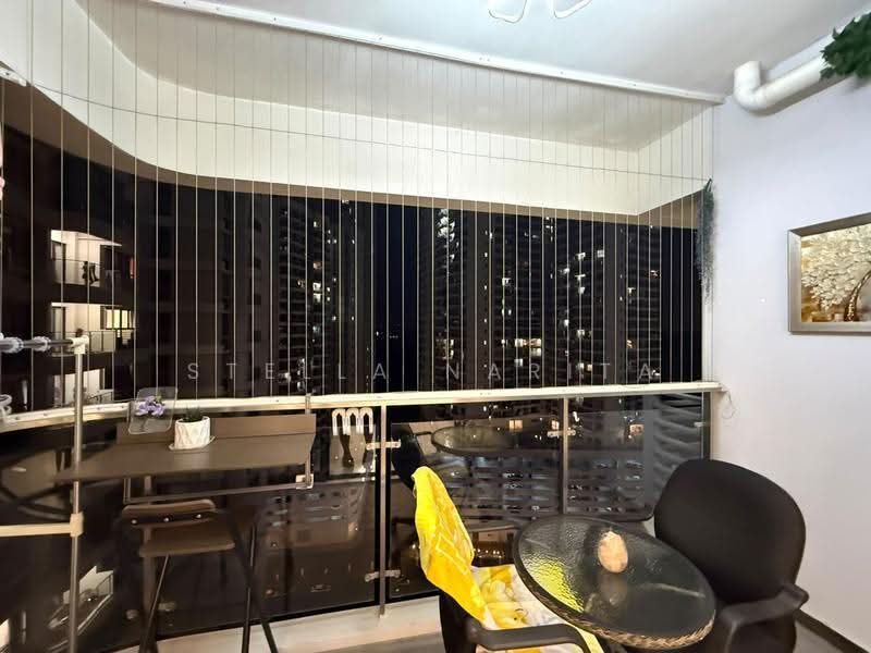Condominium for Rent at Bay Point @ Country Garden Danga Bay - Stella Narita - Balcony - PropertyGuru.com.my