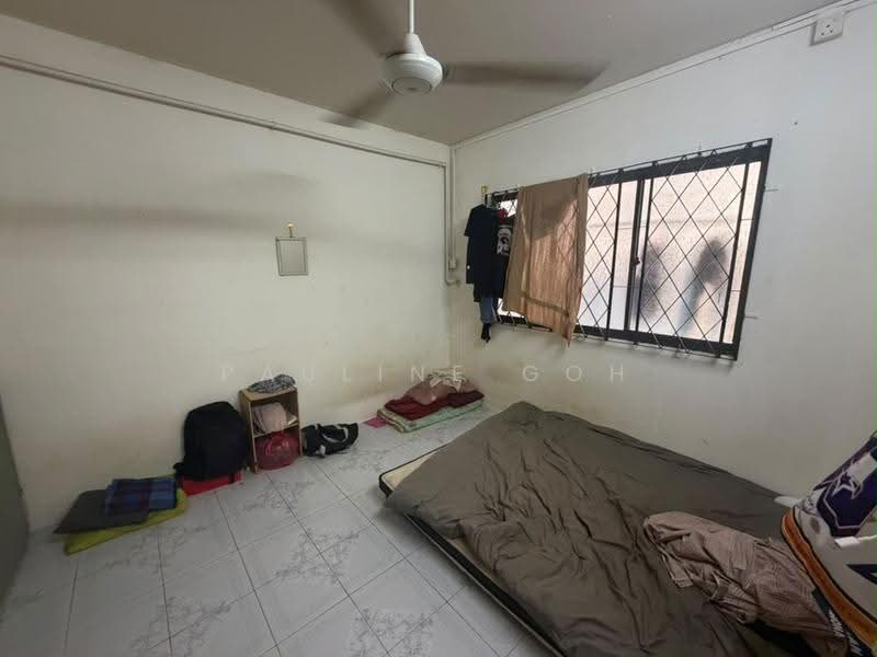 Rumah Flat untuk Dijual di Taman Cempaka - Pauline Goh - Bedroom - PropertyGuru.com.my