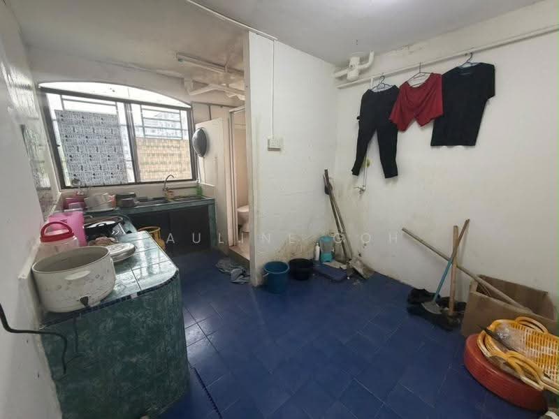 Rumah Flat untuk Dijual di Taman Cempaka - Pauline Goh - Kitchen - PropertyGuru.com.my