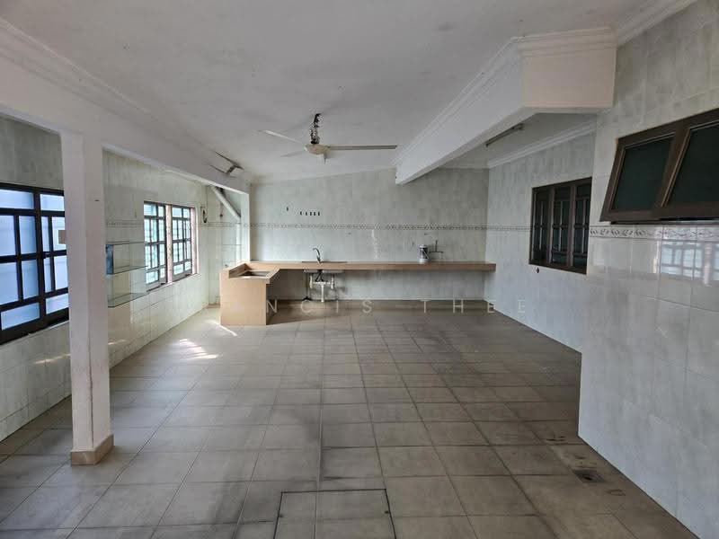 Semi-Detached House for Sale in Taman Bukit Mewah (Kajang) - Francis Thee - Kitchen - PropertyGuru.com.my