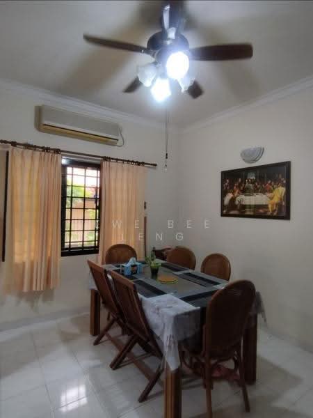 Semi-Detached House for Sale in Kampung Bahru (Johor Bahru) - Ewe Bee Leng - Dining Room - PropertyGuru.com.my