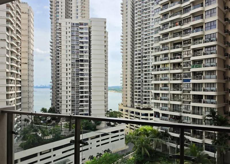 Kondominium untuk Disewa di Bay Point @ Country Garden Danga Bay - Stella Narita - Balcony - PropertyGuru.com.my
