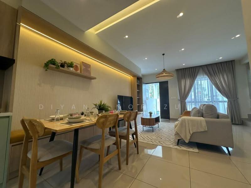 2-storey Terraced House for Sale in Bandar Puncak Alam (Puncak Alam) - Diyana Norrzuan - PropertyGuru.com.my