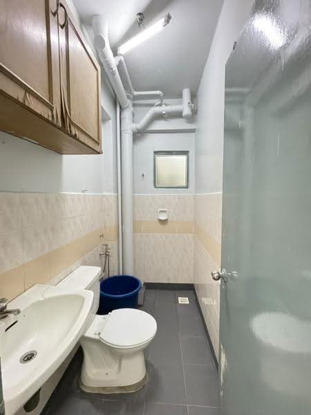 Apartment for Rent at Sri Kenari Apartment - June Teo - Bathroom - PropertyGuru.com.my