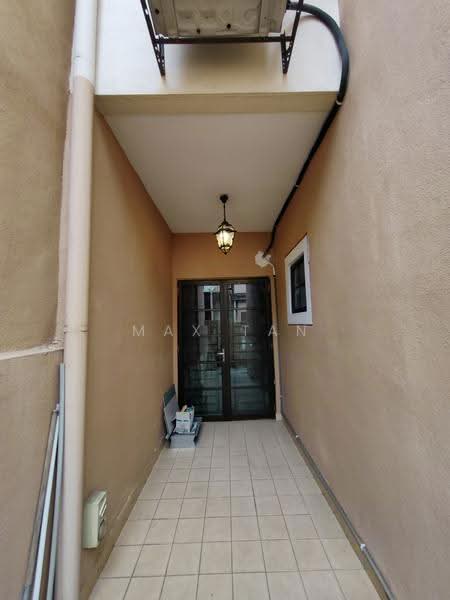 2-storey Terraced House for Sale in Tropicana (Petaling Jaya) - Max Tan - Entrance - PropertyGuru.com.my