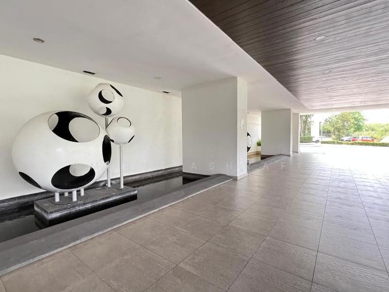 Service Residence for Sale at Putra Residence - Amirul Ashraff - Entrance - PropertyGuru.com.my