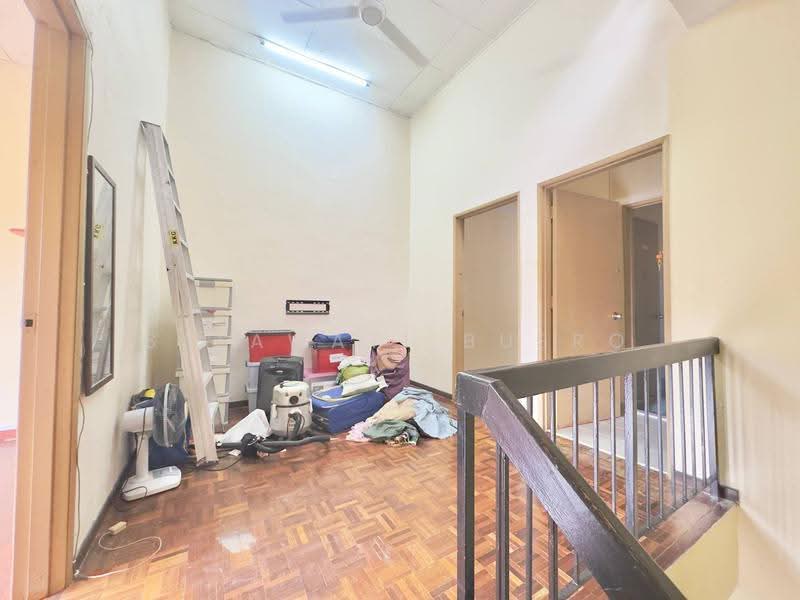 2-storey Terraced House for Sale in Bandar Putra Permai (Seri Kembangan) - Salawati Busro - Interior - PropertyGuru.com.my