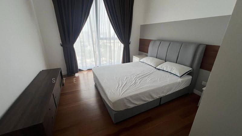 Pangsapuri untuk Dijual di Regalia Park @ Forest City - Stella Narita - Bedroom - PropertyGuru.com.my