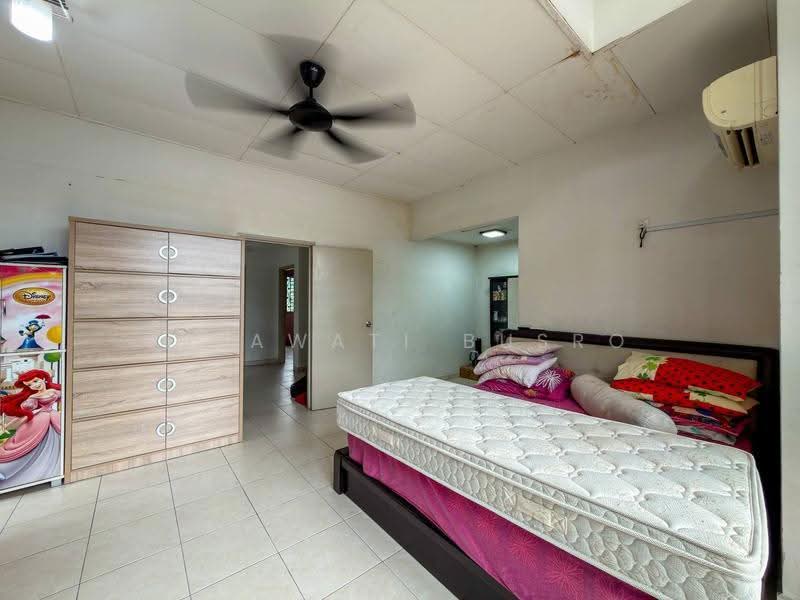 2-storey Terraced House for Sale in Taman Puchong Prima (Puchong) - Salawati Busro - Bedroom - PropertyGuru.com.my