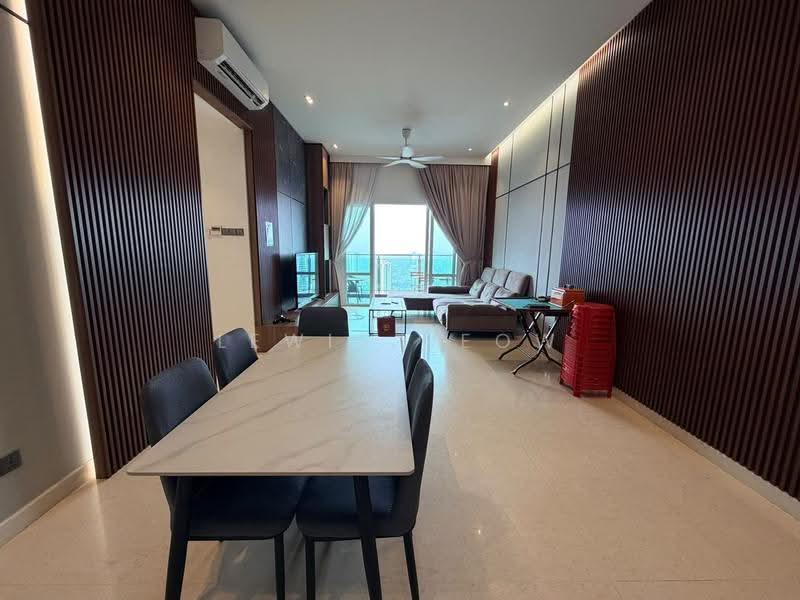 Kediaman Servis untuk Dijual di TriTower Residence @ Johor Bahru Sentral - Lewis Neow - Living Room - PropertyGuru.com.my