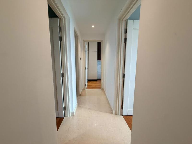 Kediaman Servis untuk Dijual di TriTower Residence @ Johor Bahru Sentral - Lewis Neow - Corridor - PropertyGuru.com.my