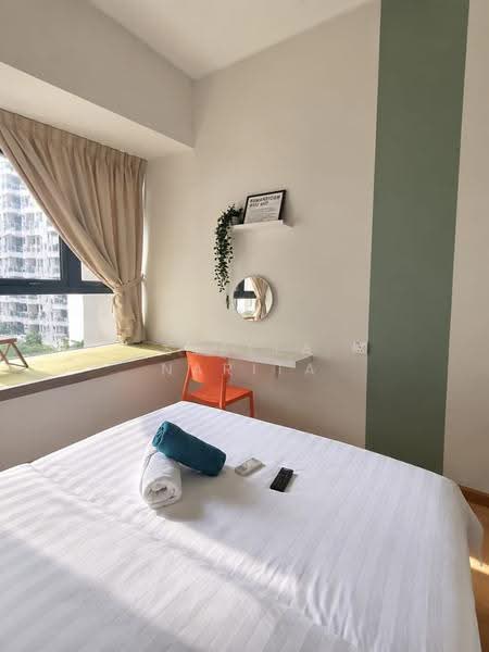 Condominium for Rent at Amberside @ Country Garden Danga Bay - Stella Narita - Bedroom - PropertyGuru.com.my